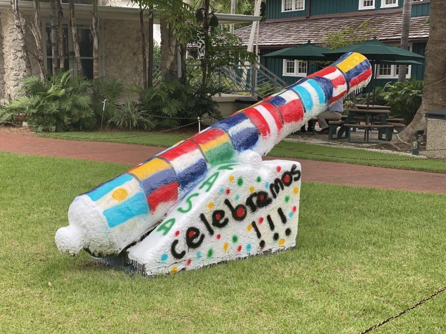 The cannon on September 21st, decorated by LASA.