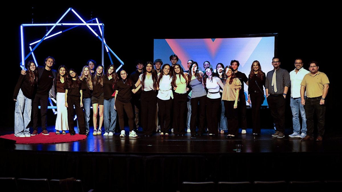 The TEDxRansomEvergladesSchool teams after the show